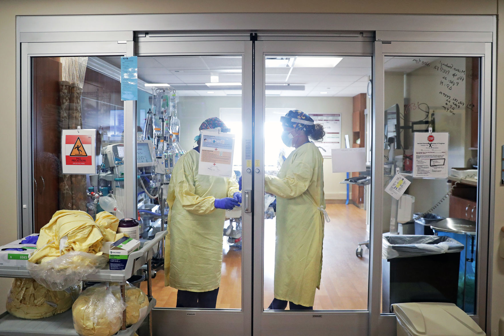 Finch and colleague rotating patient